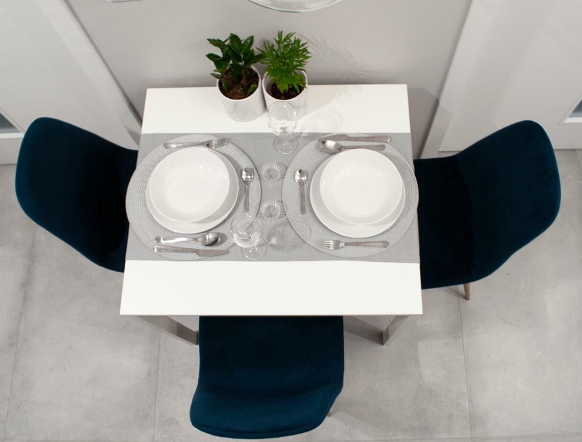 Navyblue Apartment Cracow Free Parking Tv Cracóvia Exterior foto